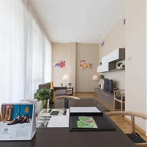 Appartement Hemeras Boutique Homes - Design Near Duomo Cathedral, Milan